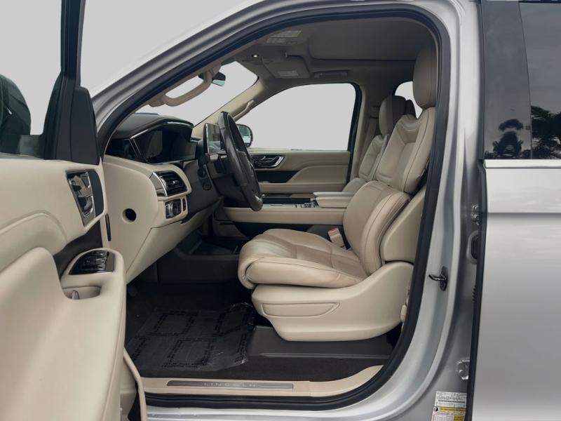 Lincoln Navigator Reserve - Thumbnail 11