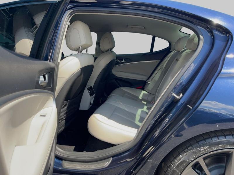 Genesis G70 2.0T - Thumbnail 12