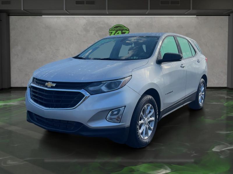 Chevrolet Equinox Ls - Thumbnail 2