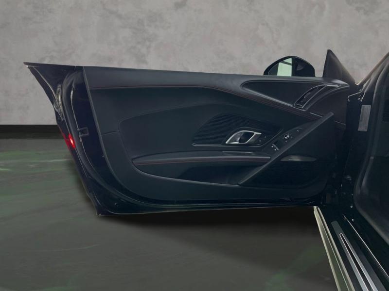 Audi R8 V10 Performance - Thumbnail 10