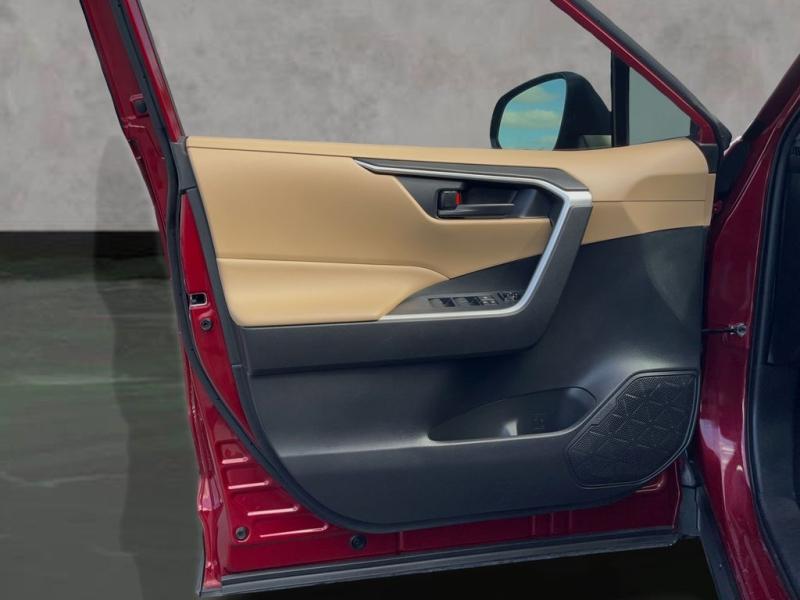 Toyota Rav4 Le - Thumbnail 10