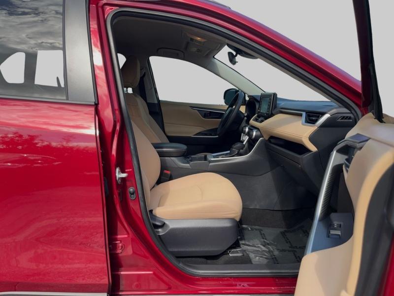 Toyota Rav4 Le - Thumbnail 14