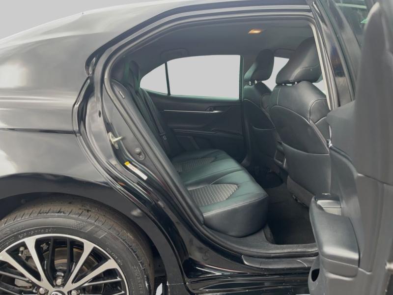 Toyota Camry Se - Thumbnail 13