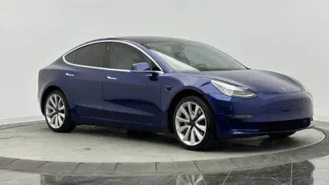 Tesla Model 3 Standard Range - Thumbnail 4