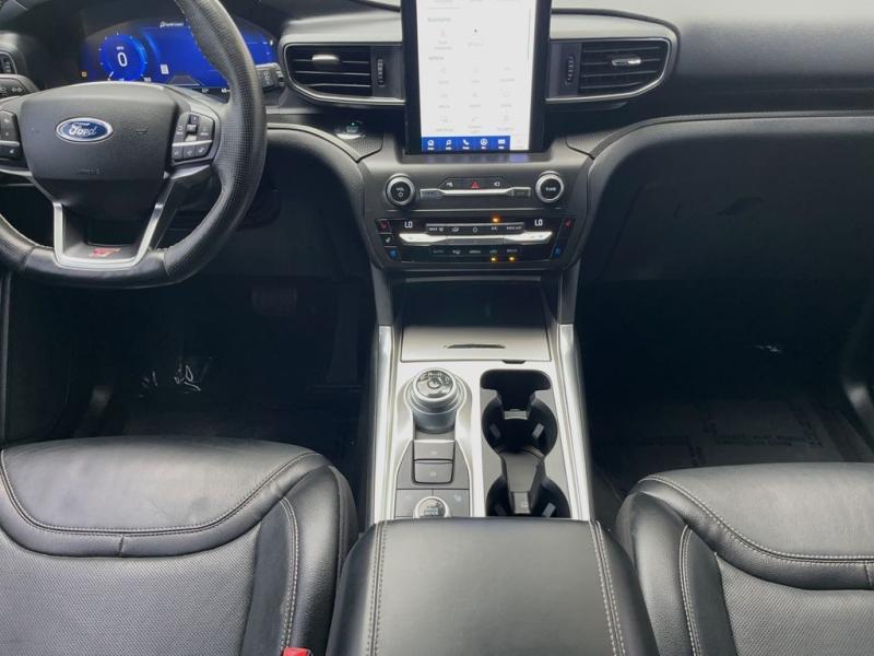 Ford Explorer St - Thumbnail 16