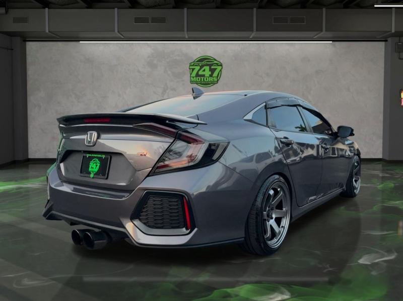 Honda Civic Si - Thumbnail 6