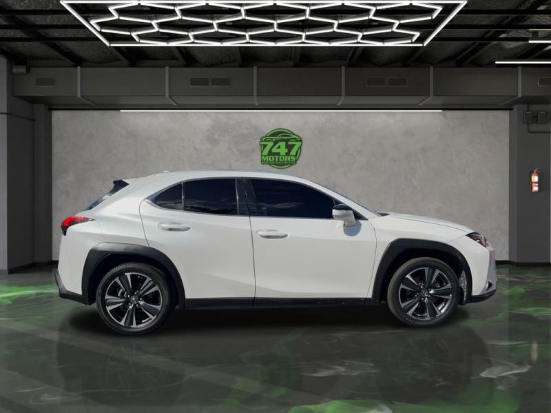 Lexus Ux - Thumbnail 7