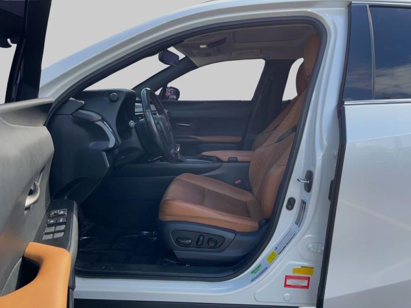 Lexus Ux - Thumbnail 10