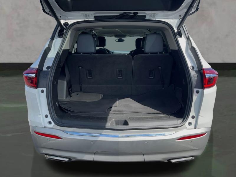 Buick Enclave Essence - Thumbnail 20