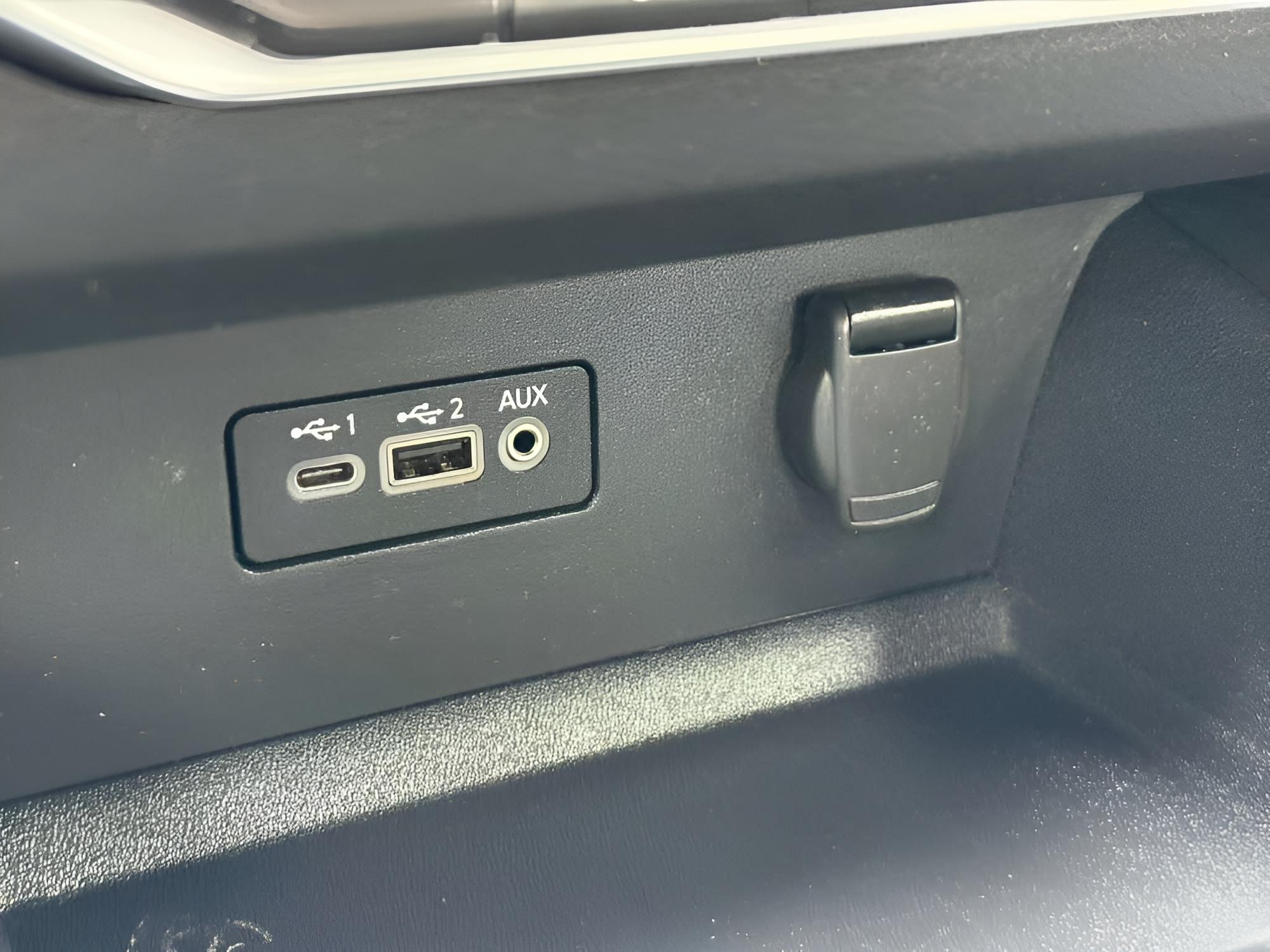 Nissan Altima Sv Intelligent Awd - Thumbnail 17