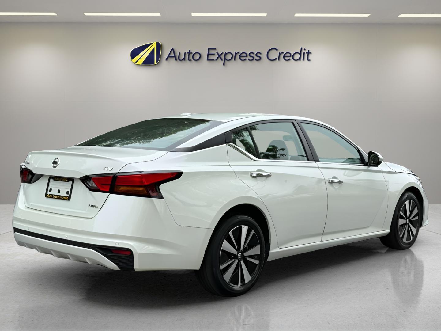 Nissan Altima Sv Intelligent Awd - Thumbnail 5