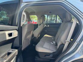 Ford Explorer - Thumbnail 11
