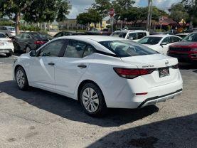 Nissan Sentra - Thumbnail 5