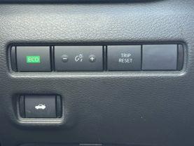 Nissan Sentra - Thumbnail 17