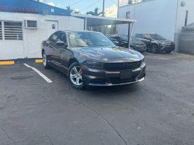 Dodge Charger - Thumbnail 4