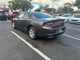 Dodge Charger - Thumbnail 5