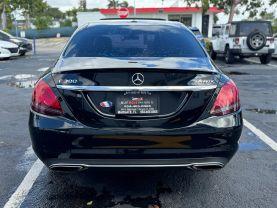 Mercedes-Benz C-Class - Thumbnail 6