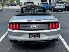 Ford Mustang - Thumbnail 6
