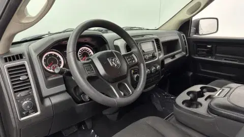 Ram 1500 Express - Thumbnail 6