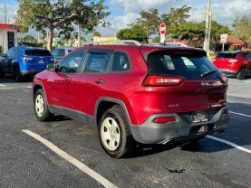 Jeep Cherokee - Thumbnail 5