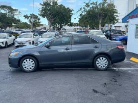 Toyota Camry - Thumbnail 9