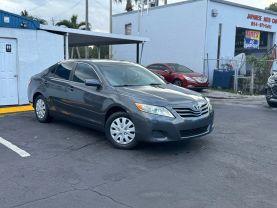 Toyota Camry - Thumbnail 4