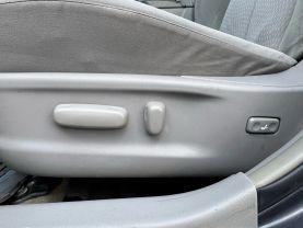 Toyota Camry - Thumbnail 17