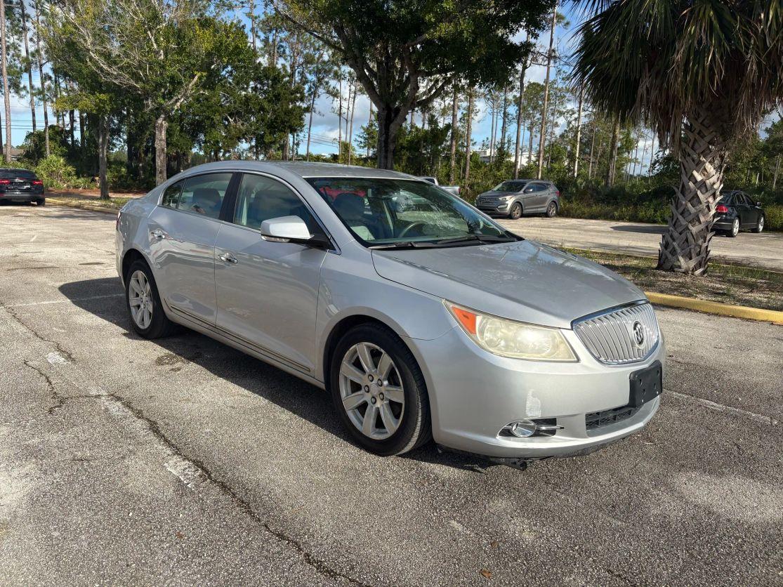 Buick Lacrosse - Thumbnail 11