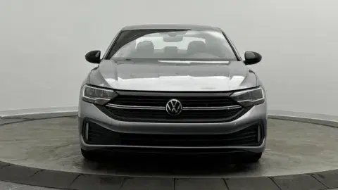 Volkswagen Jetta Sport - Thumbnail 3