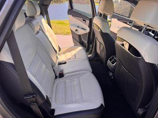 Kia Sorento - Thumbnail 20