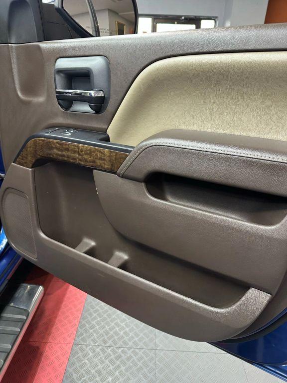 Chevrolet Silverado 1500 Crew Cab - Thumbnail 6