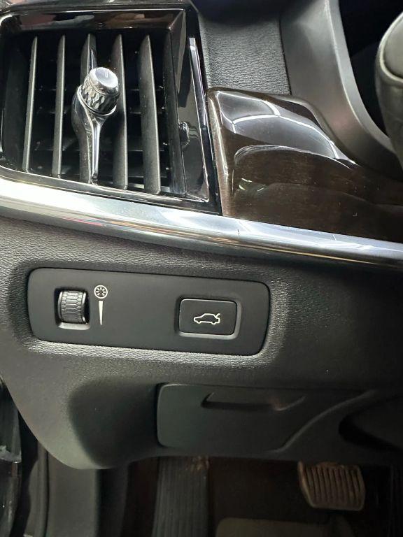 Volvo S90 - Thumbnail 20