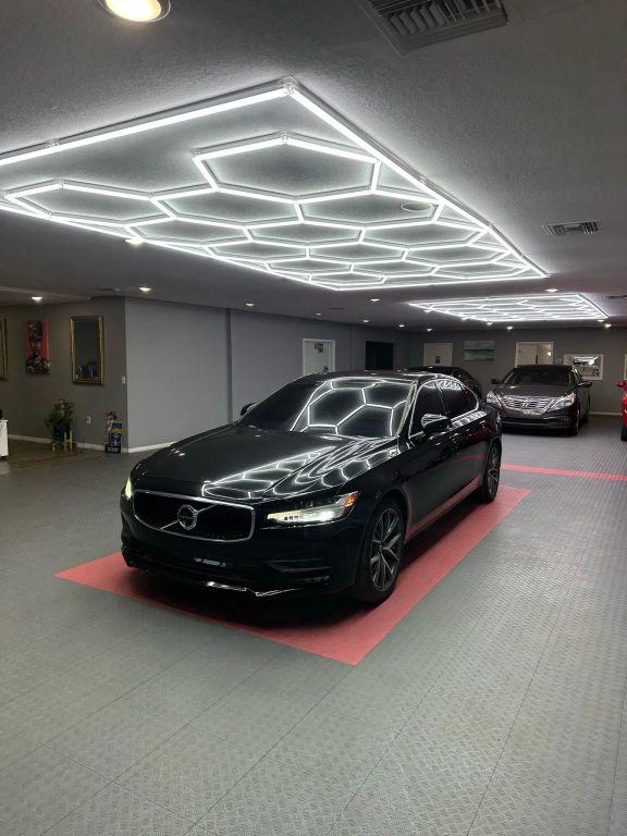 Volvo S90 - Thumbnail 8