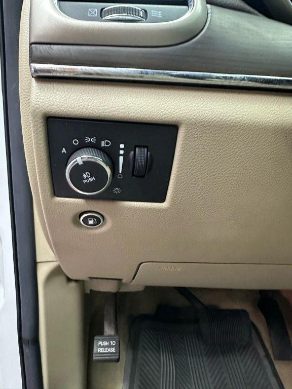 Jeep Grand Cherokee - Thumbnail 18