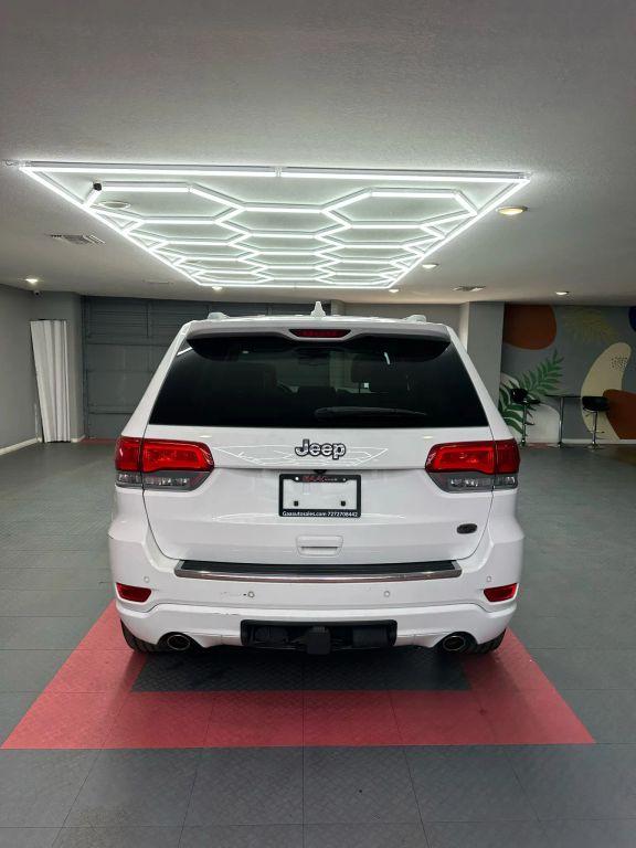 Jeep Grand Cherokee - Thumbnail 11