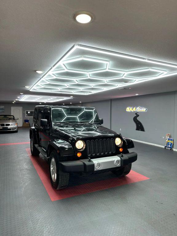 Jeep Wrangler - Thumbnail 7