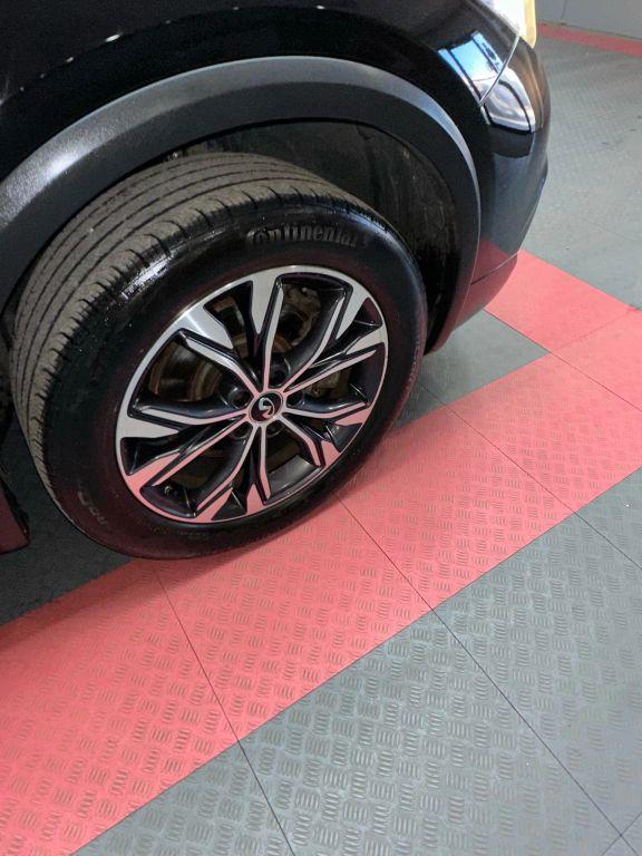 Infiniti Qx30 - Thumbnail 5