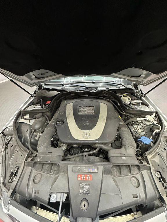 Mercedes-Benz E-Class - Thumbnail 2