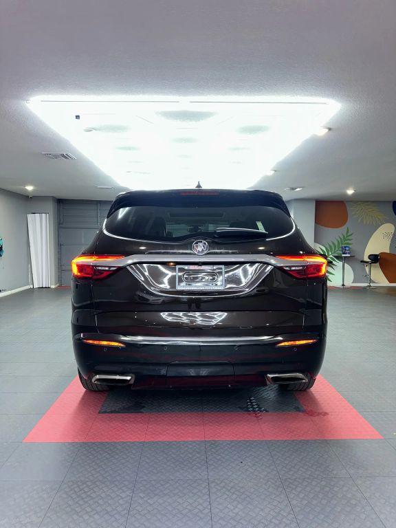 Buick Enclave - Thumbnail 11