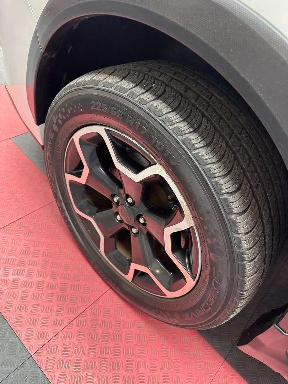 Subaru Xv Crosstrek - Thumbnail 3