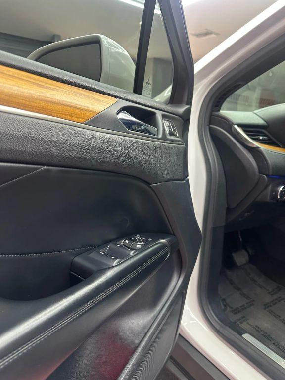 Lincoln Mkc - Thumbnail 16