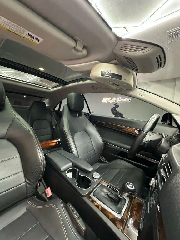 Mercedes-Benz E-Class - Thumbnail 4