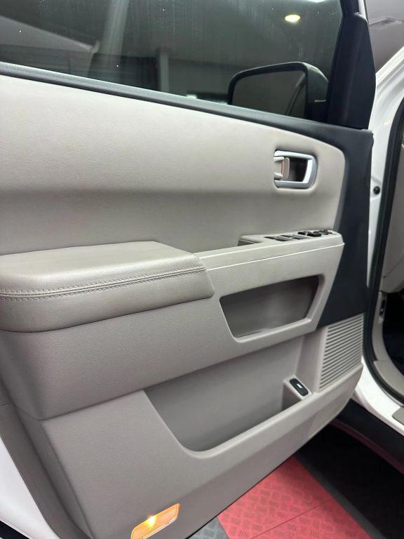 Honda Pilot - Thumbnail 11