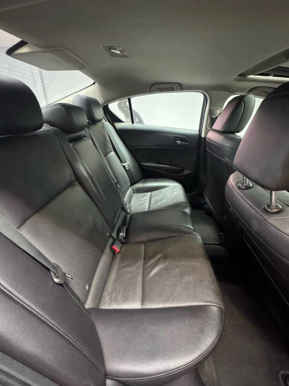 Acura Ilx - Thumbnail 2