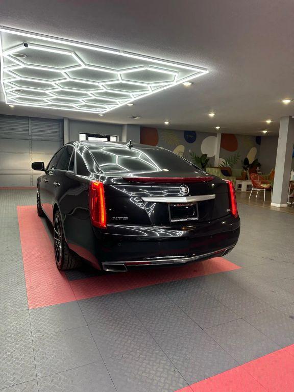 Cadillac Xts - Thumbnail 10