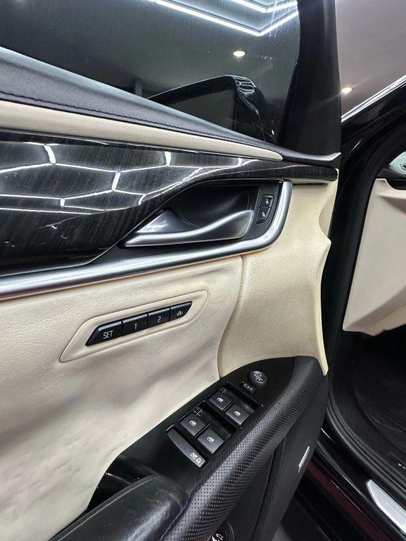 Cadillac Xts - Thumbnail 15