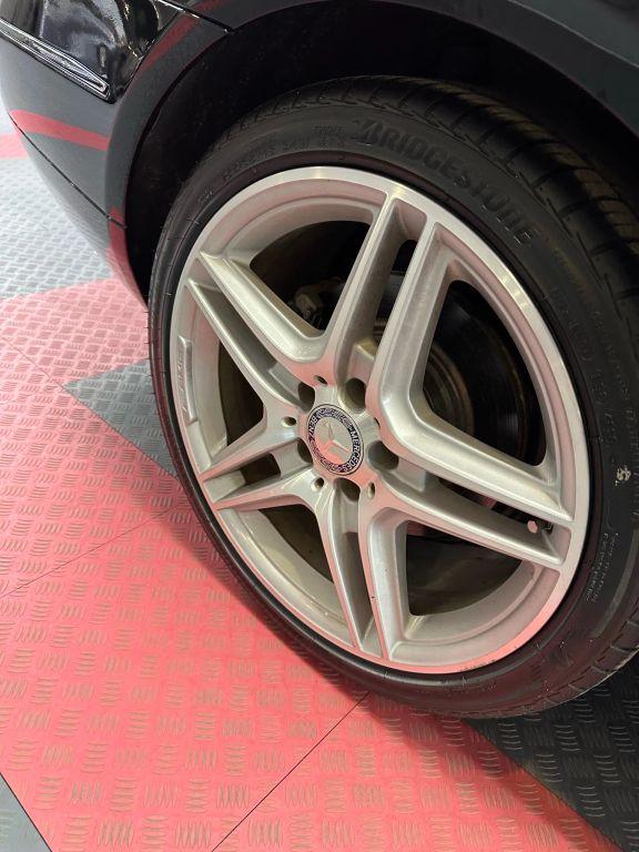 Mercedes-Benz E-Class - Thumbnail 5