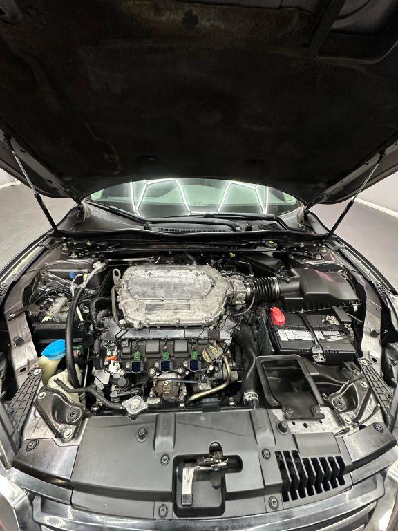 Honda Accord - Thumbnail 2