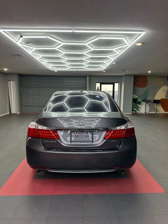 Honda Accord - Thumbnail 11