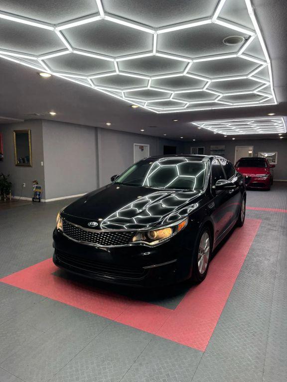 Kia Optima - Thumbnail 8